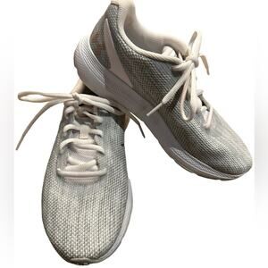 Under Armour Charged Impulse Women’s 6.5 Gray Sneakers